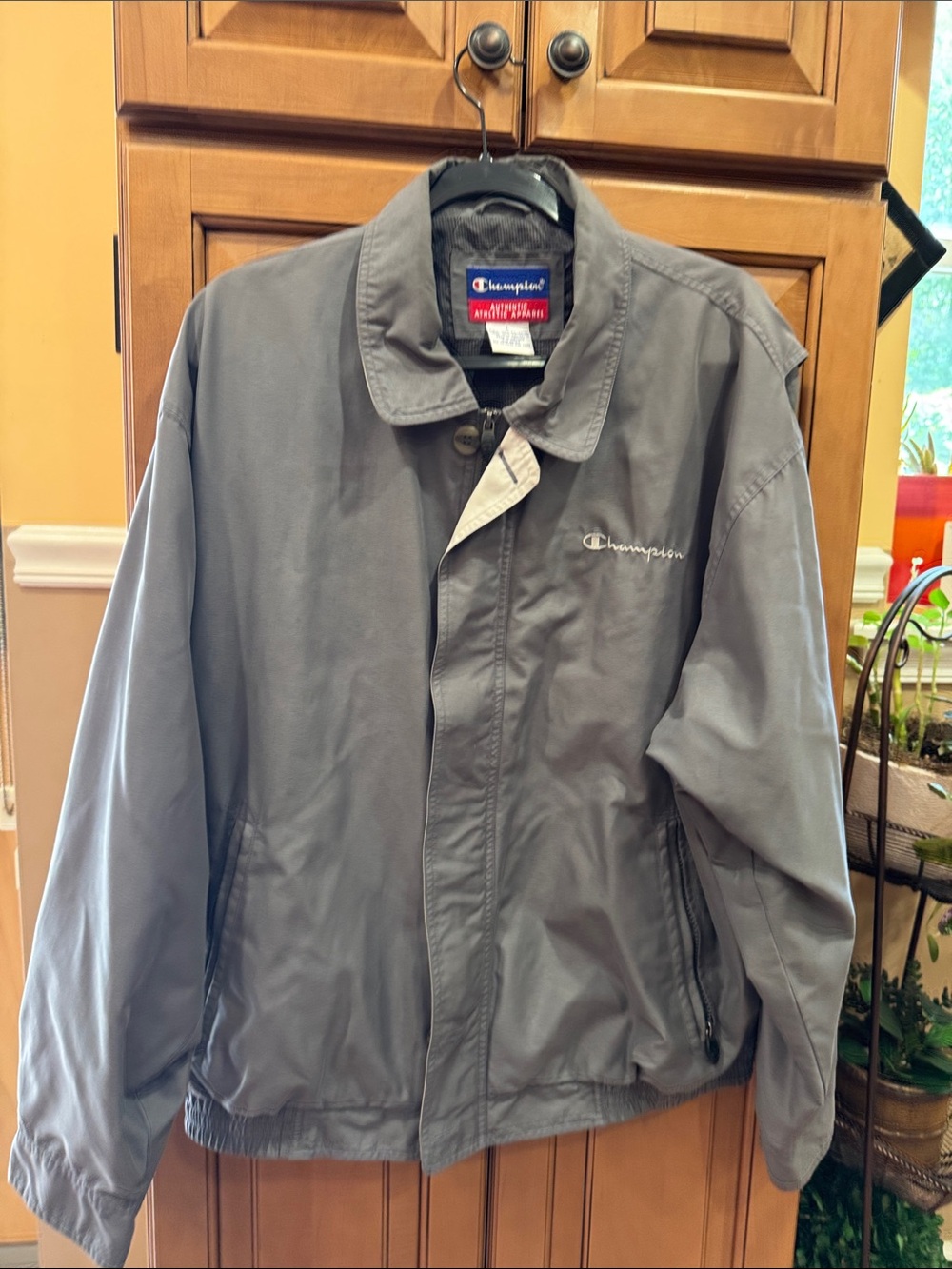 Authentic Champion Men’s Gray Windbreaker Jacket with Embroidered Logo EUC